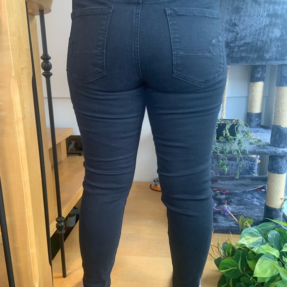 American Eagle Jeans - Picture 1 of 2